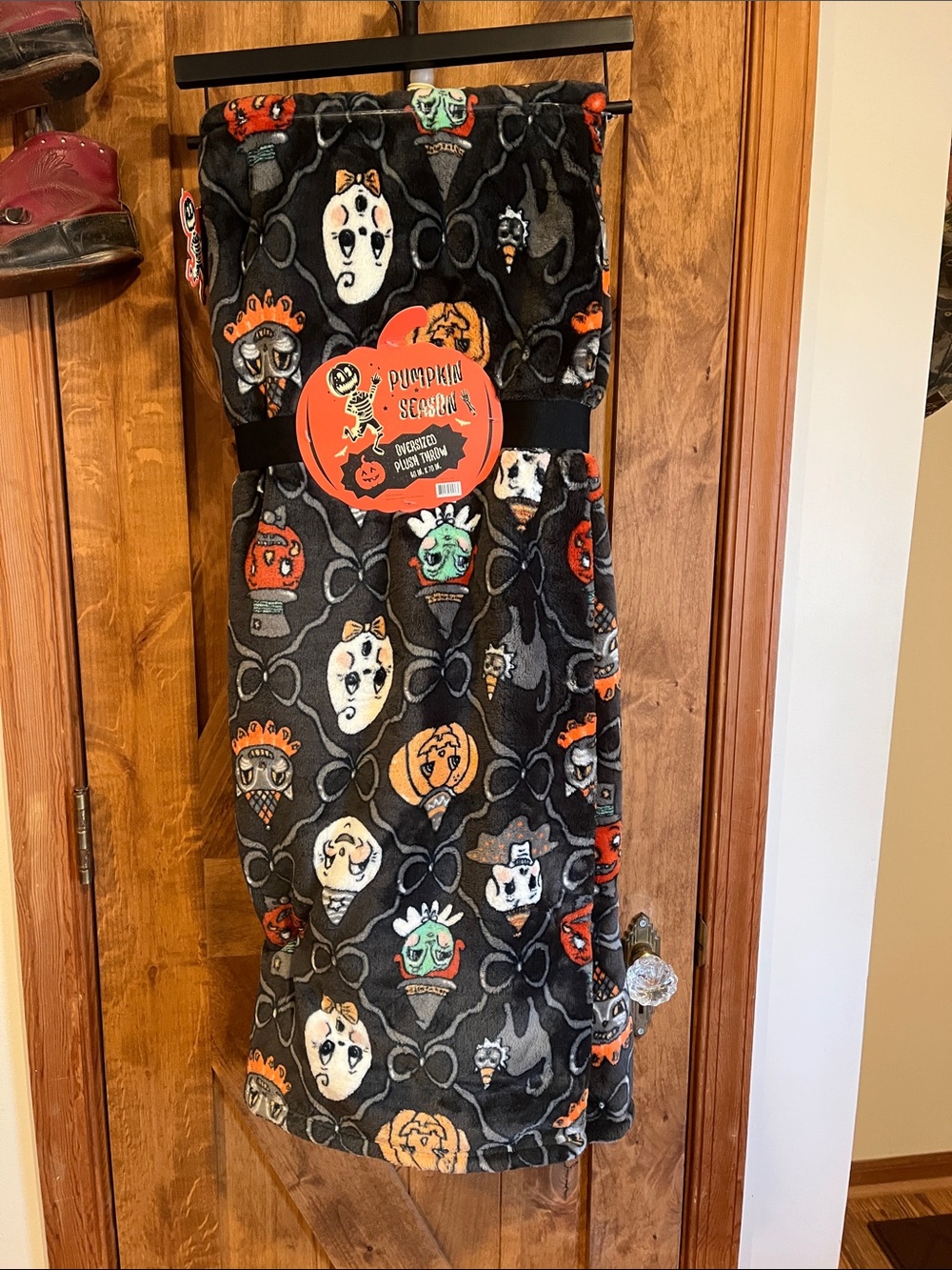 Pumpkin Season Halloween Plush Throw